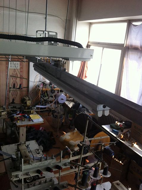 大连光一服装厂工作岗位加热保温 曲波型高温辐射加热器